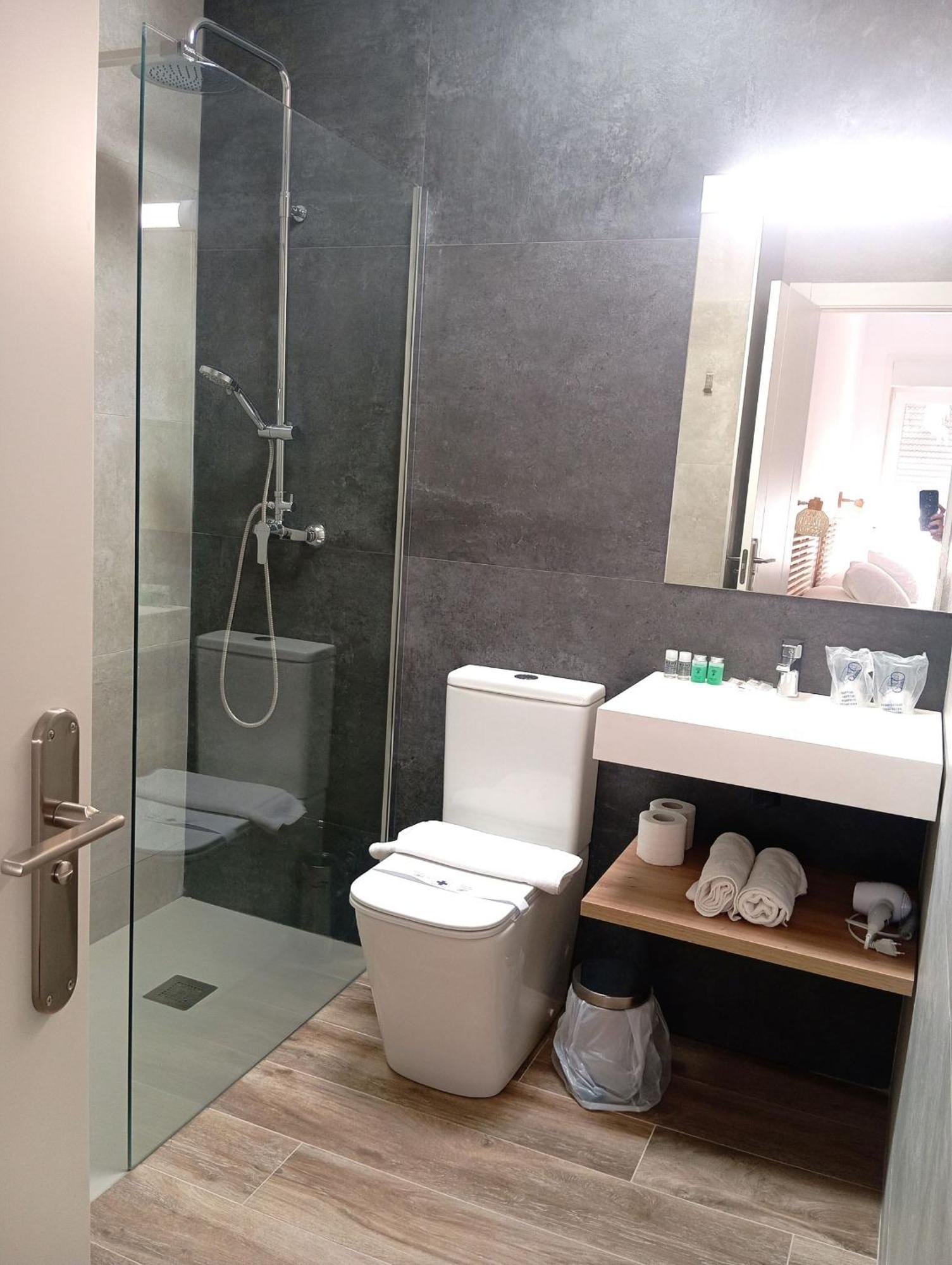 Hostal Casa Emilio Almería Zewnętrze zdjęcie
