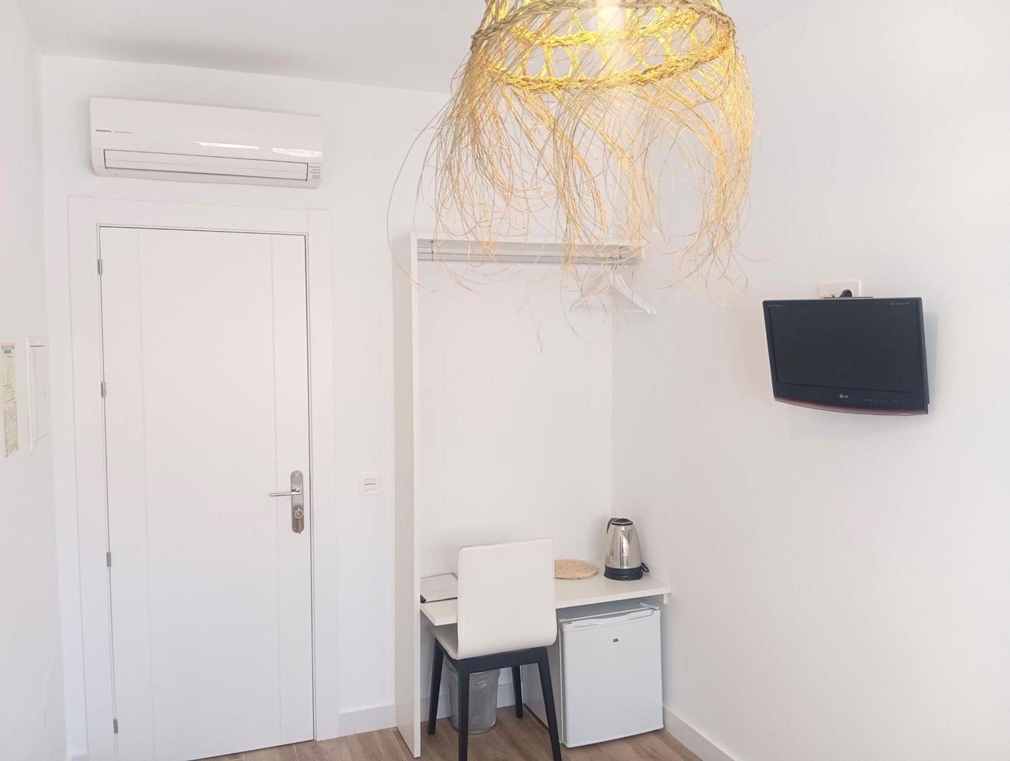 Hostal Casa Emilio Almería Zewnętrze zdjęcie